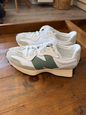New Balance 327 White and Sage Green Retro Runner Sneakers